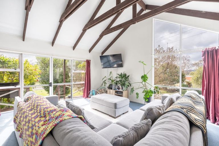 Photo of property in 19 Tawavale Street, Pukehangi, Rotorua, 3015