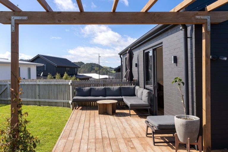 Photo of property in 16 Tunarau Street, Raglan, 3225