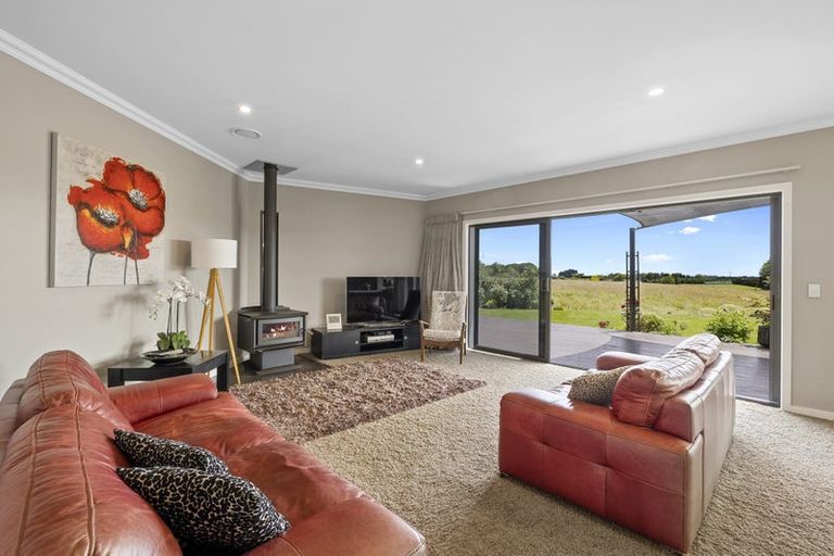 Photo of property in 39 Matarikoriko Road, Brixton, Waitara, 4382