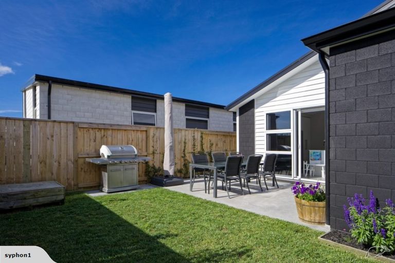 Photo of property in 20 Franks Way, Papamoa Beach, Papamoa, 3118