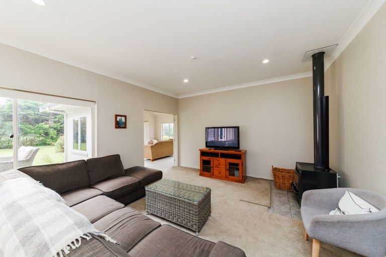 Photo of property in 1100b Kairanga Bunnythorpe Road, Kairanga, Palmerston North, 4475