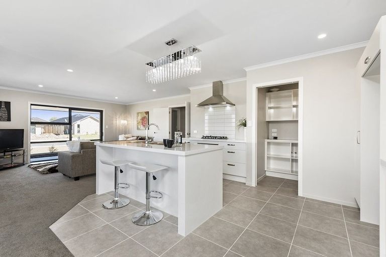 Photo of property in 12 Chalgrove Road, Huntington, Hamilton, 3210