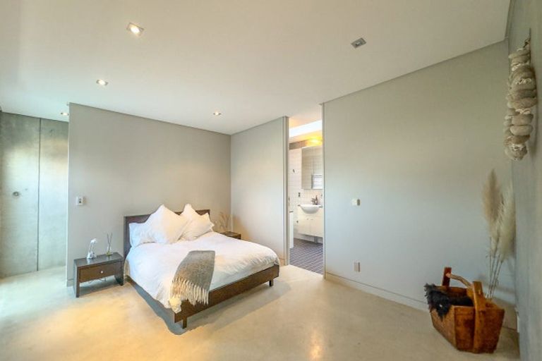 Photo of property in 220b Beverley Terrace, Whangamata, 3620