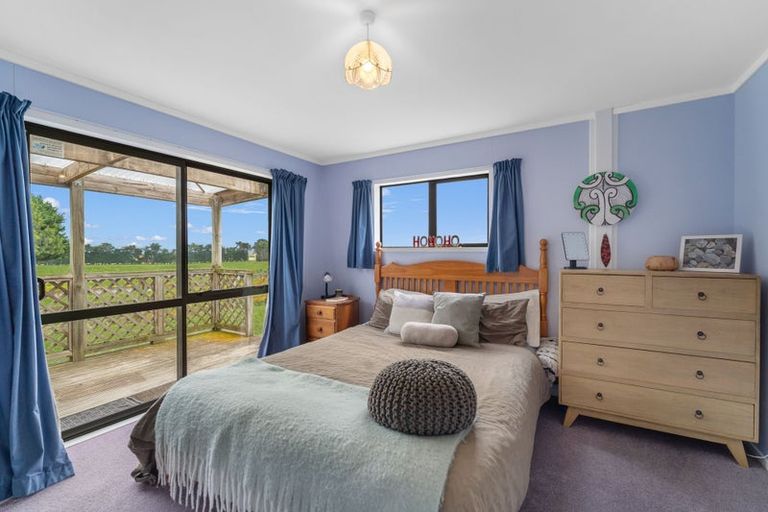 Photo of property in 2768 Martinborough Pirinoa Road, Pirinoa, Featherston, 5772