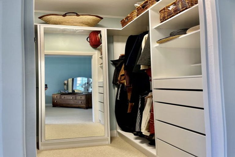 Photo of property in 58 Glen Road, Kelburn, Wellington, 6012