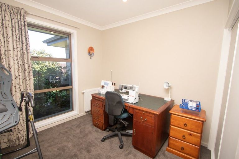 Photo of property in 17 Whiteoak Grove, Tinwald, Ashburton, 7700