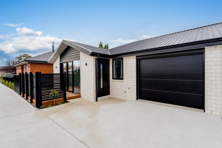 Photo of property in 1/8 Dryden Street, Stoke, Nelson, 7011