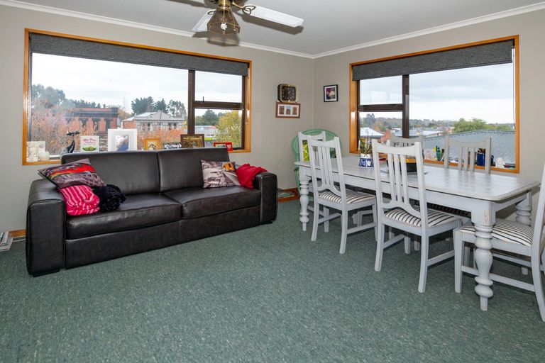 Photo of property in 2 Manse Street, Pleasant Point, 7903