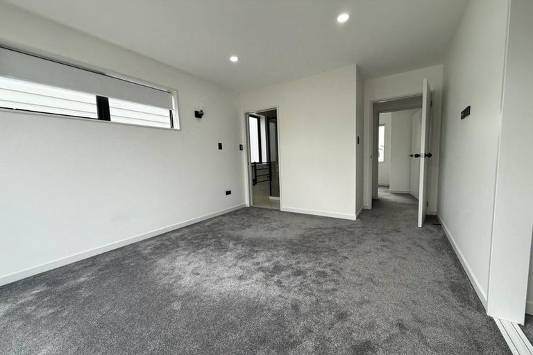 Photo of property in 15 Te Kaapia Road, Papakura, 2110