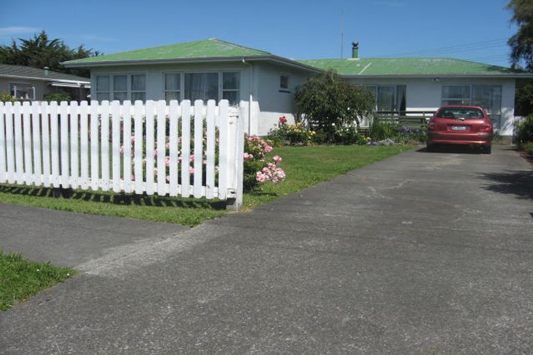 Photo of property in 3 Russell Street, Feilding, 4702