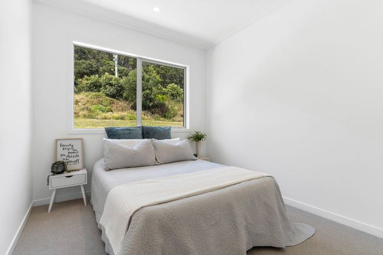 Photo of property in 16 Ian Hopper Way, Pauanui, 3579