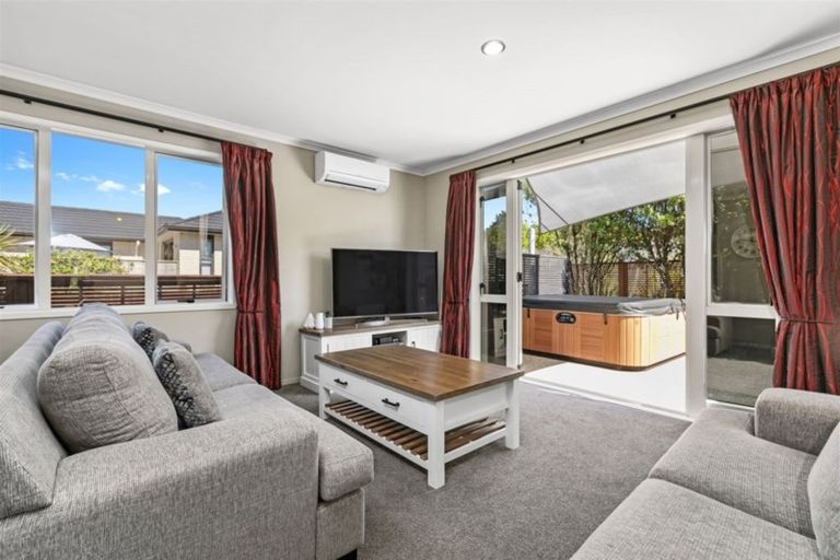 Photo of property in 135 Landing Drive, Pyes Pa, Tauranga, 3112