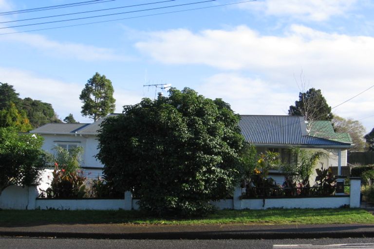 Photo of property in 2 Kent Road, Regent, Whangarei, 0112
