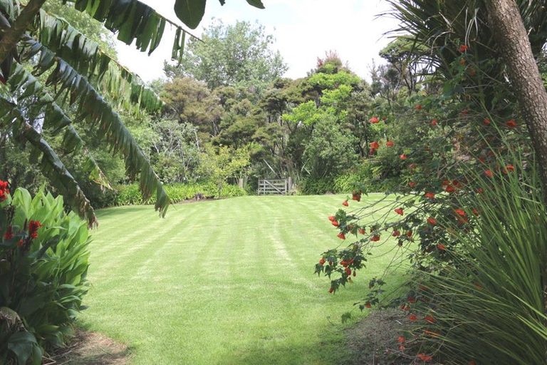 Photo of property in 1147 Kaiwaka-mangawhai Road, Mangawhai, 0975