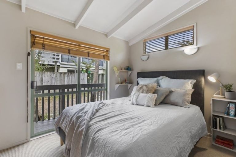 Photo of property in 22b Hutchinsons Road, Bucklands Beach, Auckland, 2014