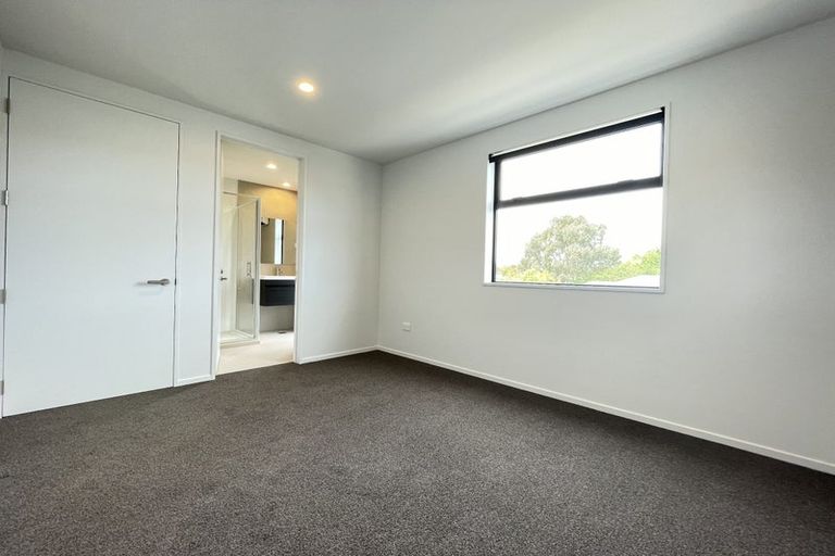 Photo of property in 3/33 Wyon Street, Linwood, Christchurch, 8062