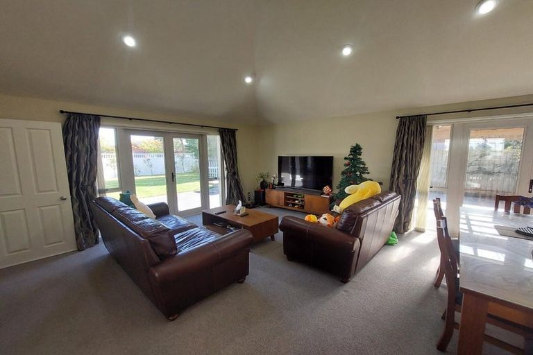 Photo of property in 10 Mcmahon Drive, Aidanfield, Christchurch, 8025