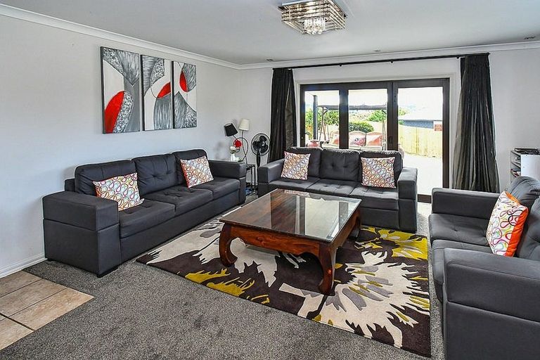 Photo of property in 9 Ambedkar Way, Pukekohe, 2120