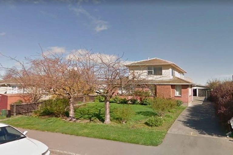 Photo of property in 3 Glenora Place, Hornby, Christchurch, 8042