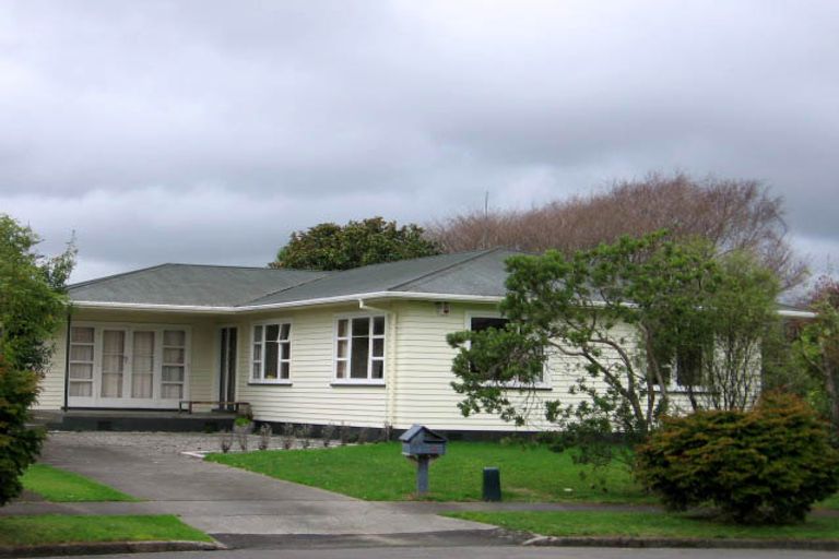 Photo of property in 28 Winchester Street, Awapuni, Palmerston North, 4412