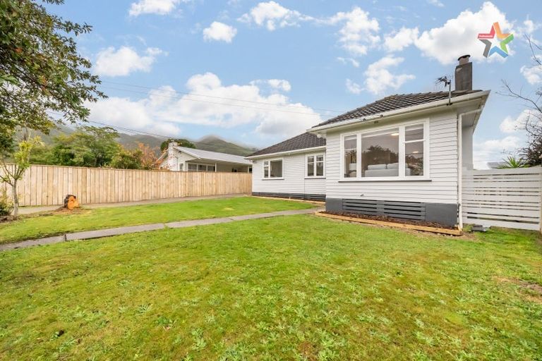 Photo of property in 37 Russell Road, Wainuiomata, Lower Hutt, 5014