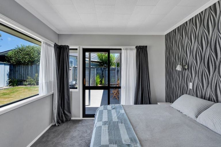 Photo of property in 30 Nikau Street, Inglewood, 4330