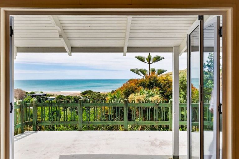 Photo of property in 453 Whangaehu Road, Porangahau, 4293