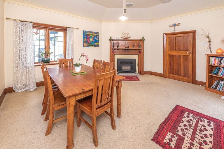 Photo of property in 11 Selwyn Crescent, College Estate, Whanganui, 4500