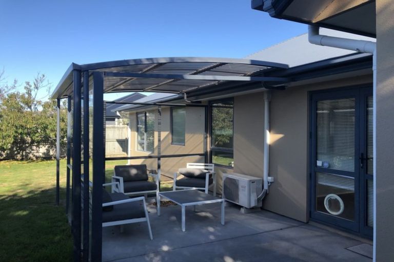 Photo of property in 6 Delta Way, Woolston, Christchurch, 8023