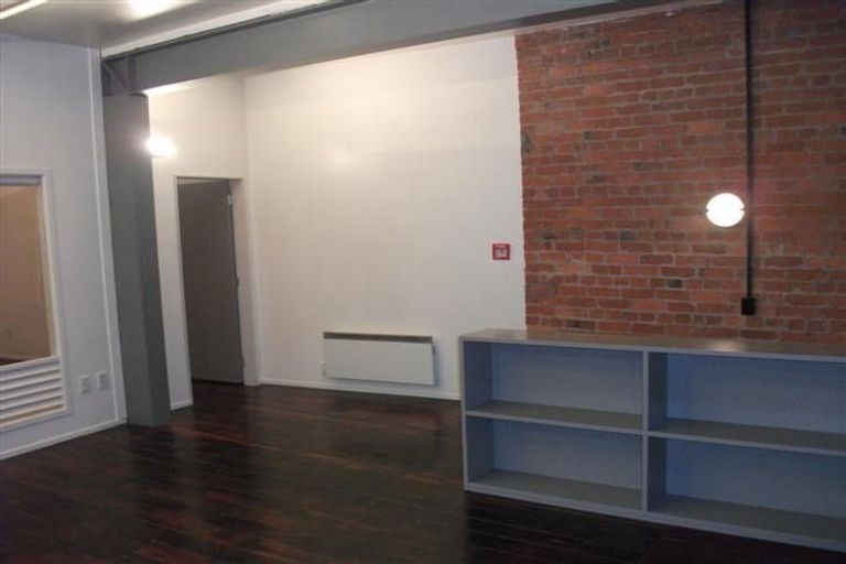 Photo of property in 20 Egmont Street, Te Aro, Wellington, 6011