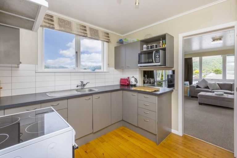 Photo of property in 20a Kiwi Street, Heretaunga, Upper Hutt, 5018