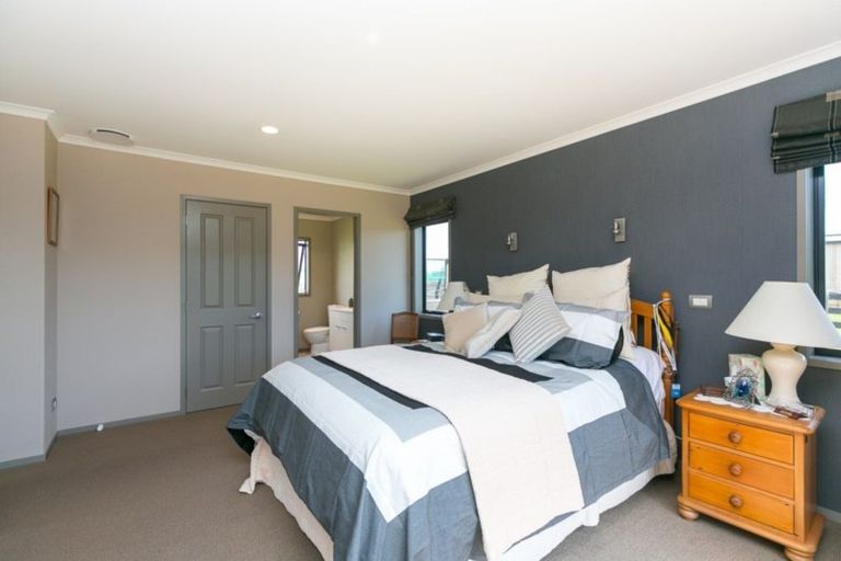 Photo of property in 39 Mataro Road, Urenui, 4375