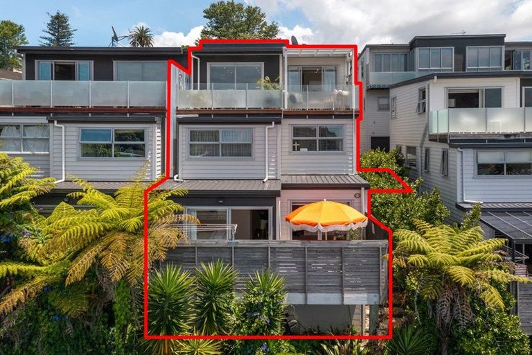 Photo of property in Wilk Heights, 2/8 Wilk Lane, Browns Bay, Auckland, 0630