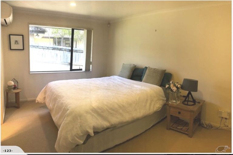 Photo of property in 26 William Gamble Drive, Greenhithe, Auckland, 0632