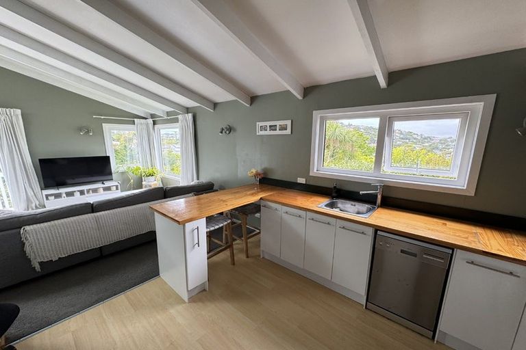 Photo of property in 9 Motueka Street, Ngaio, Wellington, 6035