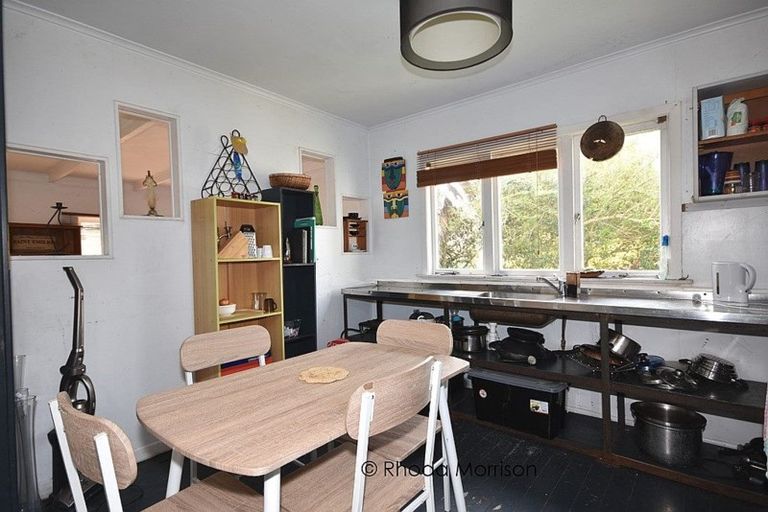 Photo of property in 14 Komiti Road, Tinopai, Matakohe, 0593