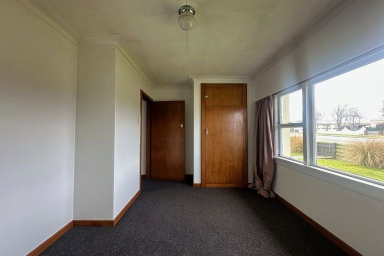 Photo of property in 114 Park Street, Winton, 9720