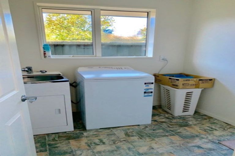 Photo of property in 1 Baltic Place, Northwood, Christchurch, 8051