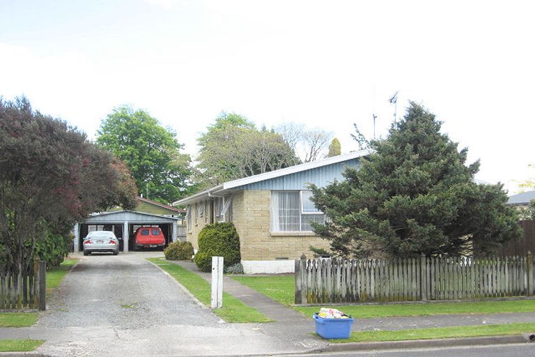 Photo of property in 2 Creswell Place, Leamington, Cambridge, 3432