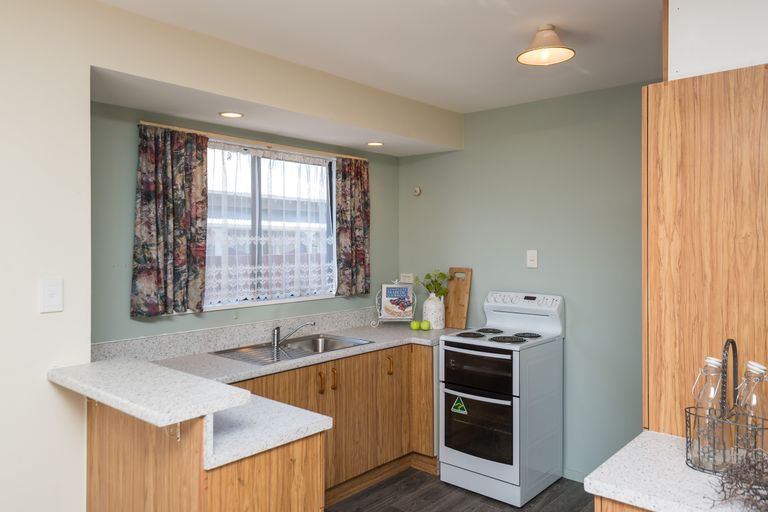 Photo of property in 15a Petrie Street, Richmond, Christchurch, 8013