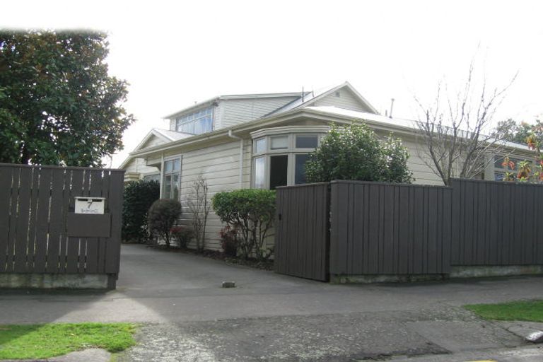 Photo of property in 4/7-9 Terrace Street, Roslyn, Palmerston North, 4414