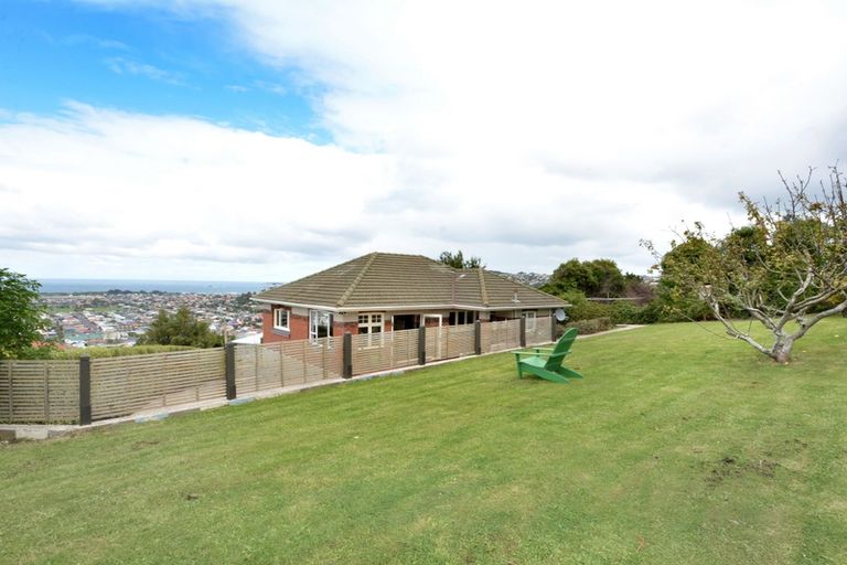 Photo of property in 61 Forfar Street, Clyde Hill, Dunedin, 9011