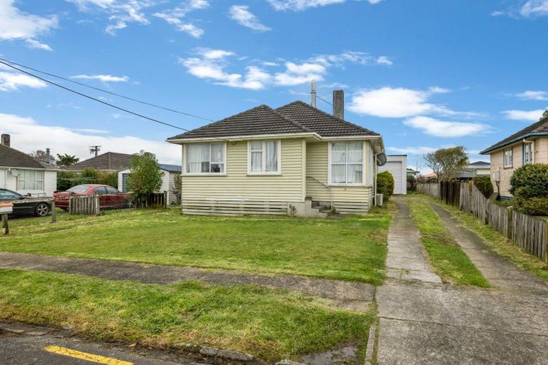 Photo of property in 11 Avon Street, Stratford, 4332