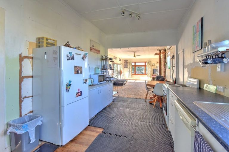 Photo of property in 9 Essex Street, Mossburn, 9792