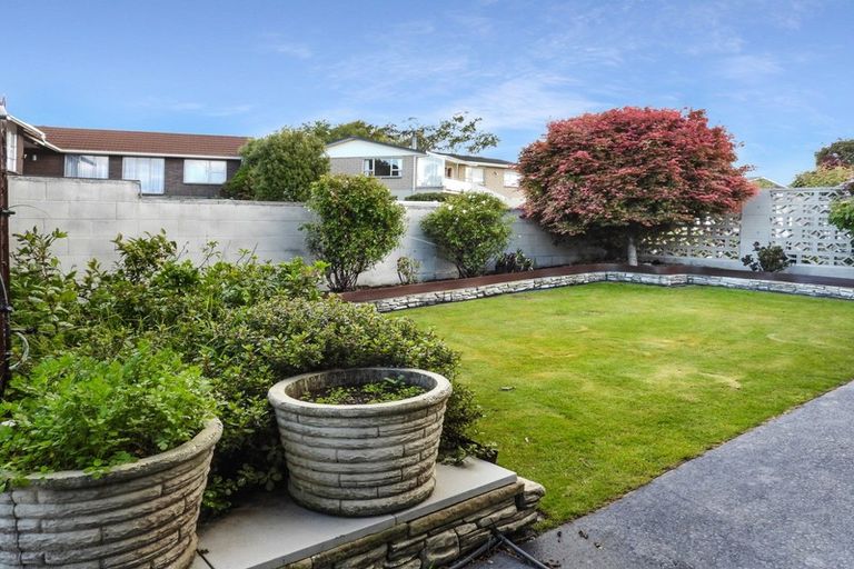 Photo of property in 12 Oakleigh Crescent, Oamaru North, Oamaru, 9400