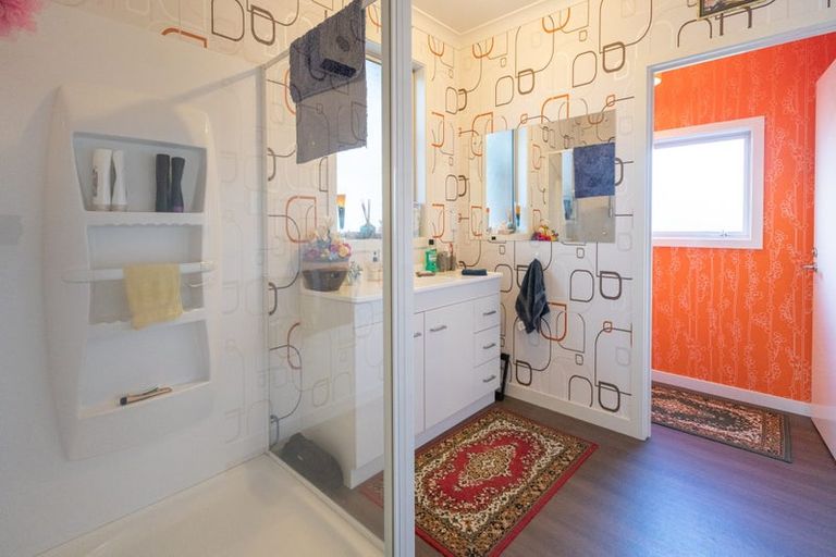 Photo of property in 9 Toronto Street, East Gore, Gore, 9710