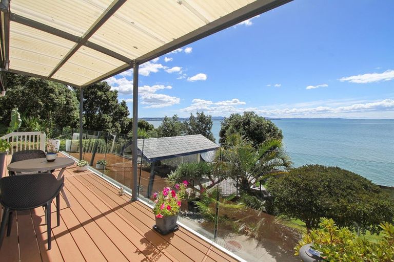 Photo of property in 26 Crispe Road, Clarks Beach, 2122
