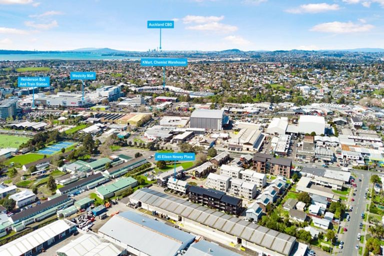 Photo of property in 45 Eileen Newey Place, Henderson, Auckland, 0612