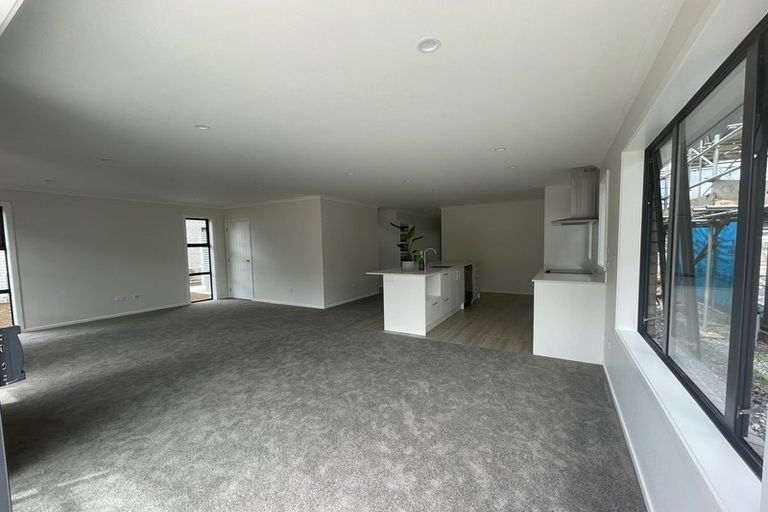 Photo of property in 11 Yulia Road, Flat Bush, Auckland, 2016