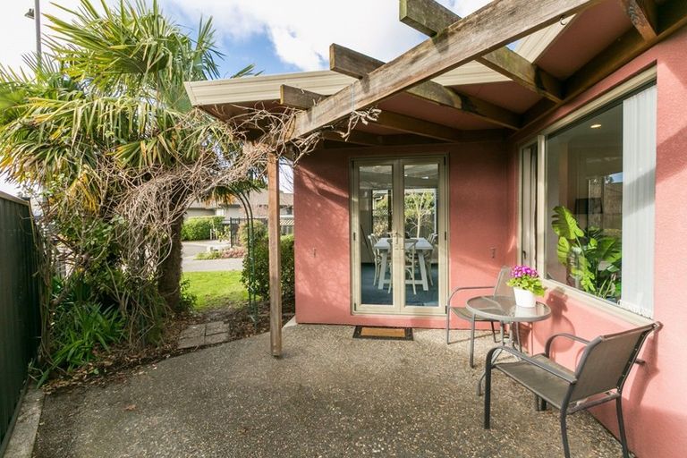 Photo of property in 5 Kentia Place, Havelock North, 4130